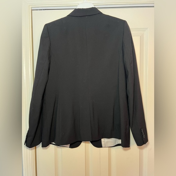 Banana Republic Women’s two-button black blazer. Fully lined. Wool blend. Sz 14. - Picture 10 of 11